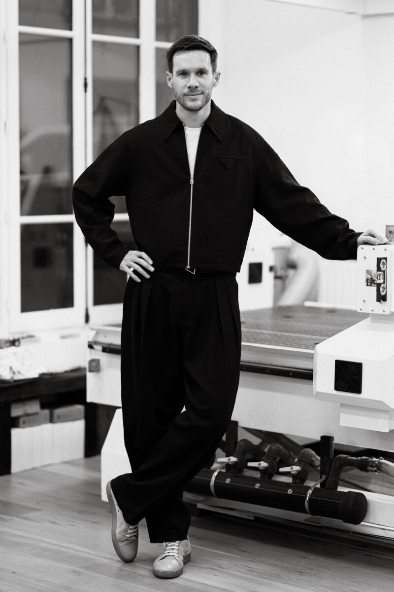  RENAUD — 01 — B&W